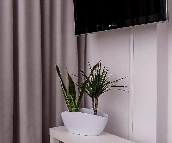 Bialy Bed & Breakfast 3*